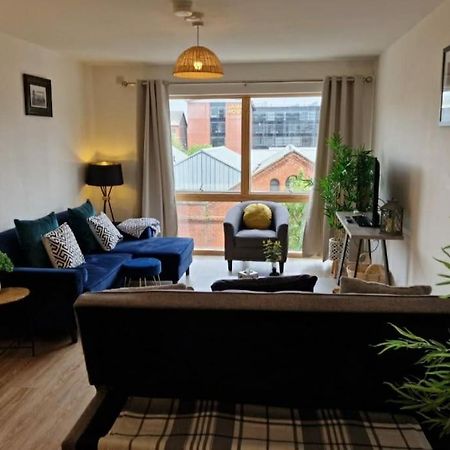 Modern Apartment, Sleeps 6, Belfast City Centre Exteriör bild